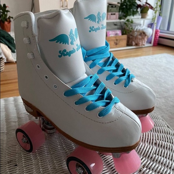 ANGEL SKATES - Picture 1 of 2